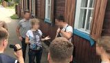 Співробітниця військкомату на Чернігівщині налагодила злочинну схему зняття з військового обліку, її затримано під час одержання $200, - СБУ. ФОТО