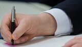 Порошенко подписал закон о передаче фитосанитарной экспертизы частным лабораториям