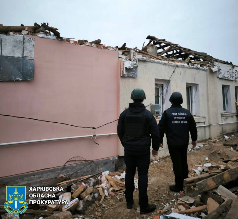Наслідки російських обстрілів Куп’янська: поранено жінку, пошкоджено житлову й освітню інфраструктуру 08