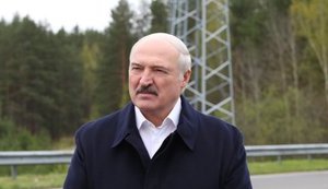 Лукашенко приглашает глав других государств на парад 9 мая в Минске