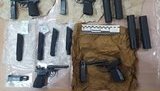 СБУ викрила у Києві ОЗУ, яке налагодило збут зброї і боєприпасів під прикриттям чинного співробітника Нацполіції. ФОТОрепортаж