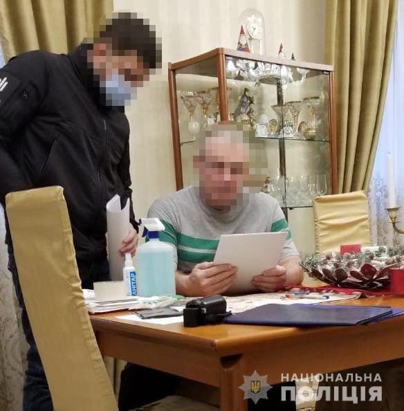 Викрито схему із заволодіння активами неплатоспроможних банків, - Нацполіція 01