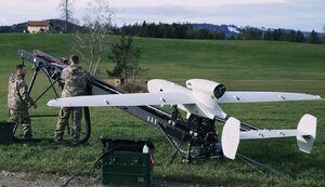 Германский концерн Rheinmetall передаст Украине новый беспилотник Luna. ВИДЕО