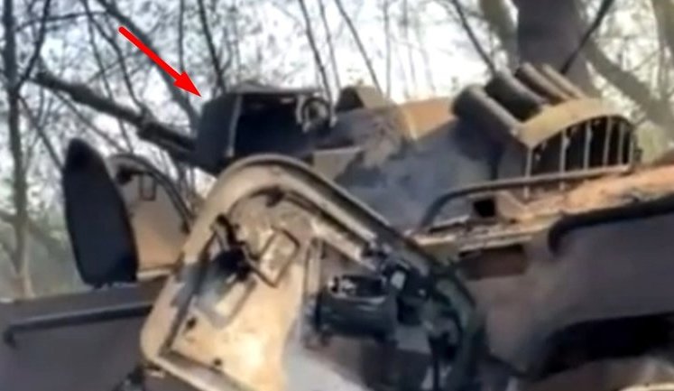 Soldiers of 80th Separate Assault Brigade destroyed modified Russian armored personnel carrier-80 with crew. VIDEO 18+