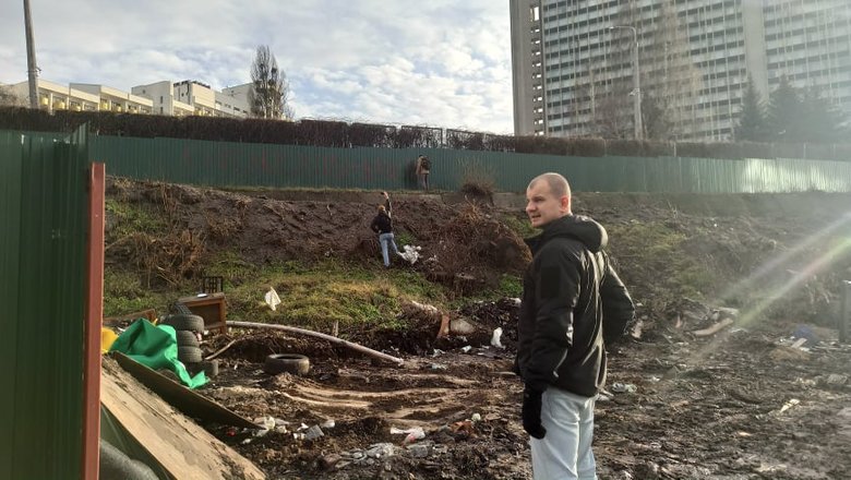 На Черепановой горе в Киеве вырубили деревья ради очередной застройки: активисты повалили строительный забор, полиция не вмешивалась 07