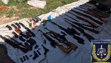 На Чернігівщині у колишнього співробітника військової частини під час обшуку виявлено арсенал зброї, - військова прокуратура. ФОТОрепортаж
