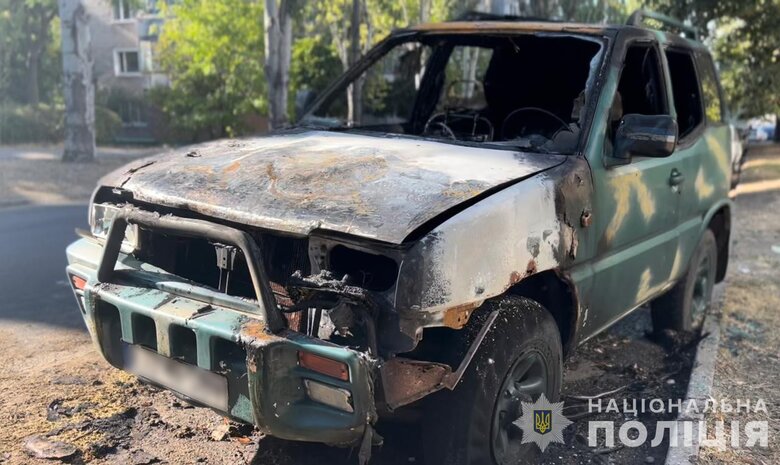 У Запоріжжі та Кропивницькому затримали дві групи паліїв автомобілів військовослужбовців