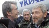 Моряки &amp;quot;Фаины&amp;quot; прибыли в Киев. У трапа их встретили родственники и... Ющенко. ФОТОрепортаж.