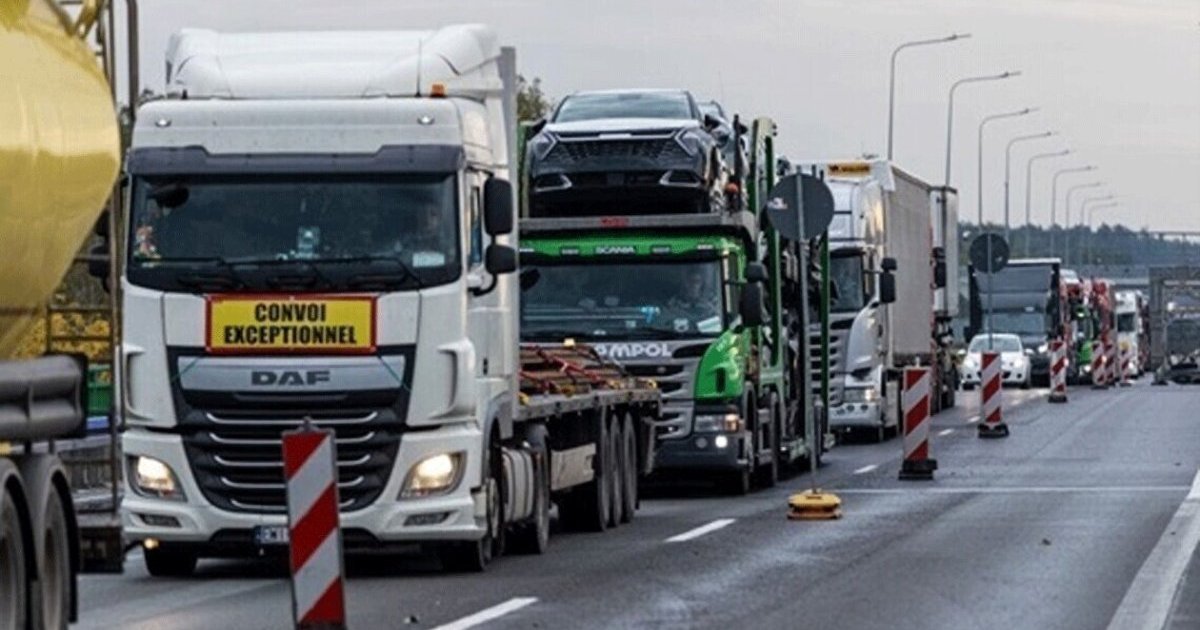 Polish hauliers block border checkpoint: What is known | Censor.NET