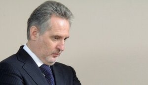 Велика Британія запровадила санкції проти Фірташа, його дружини та банкіра