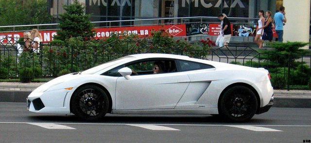 авто