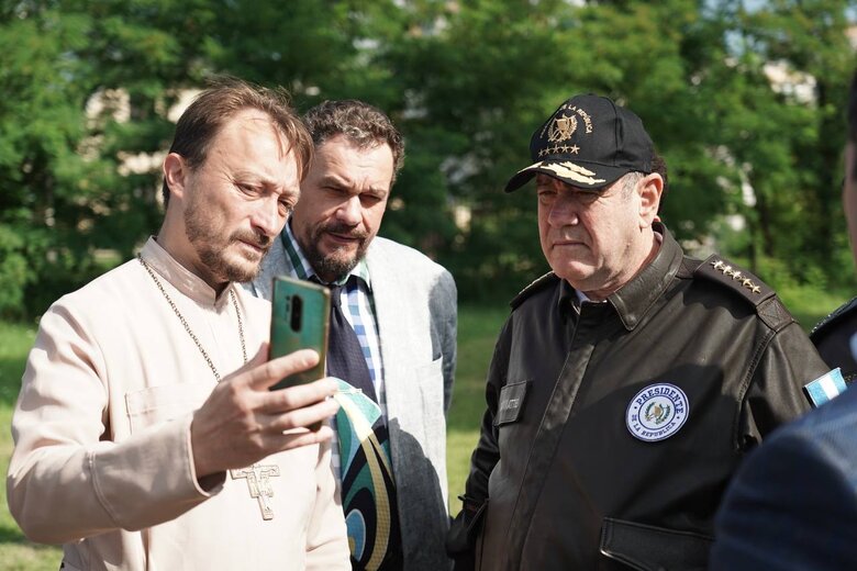 Президент Гватемали побував із візитом на Київщині 04