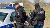 Двое сотрудников полиции охраны задержаны на Одесчине на взятке 1 550 долл., - ГБР. ФОТО