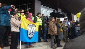 В Апеляційному суді Маріуполя розглядають скаргу на запобіжний захід Виногродського і Литвиненка. ФОТОрепортаж