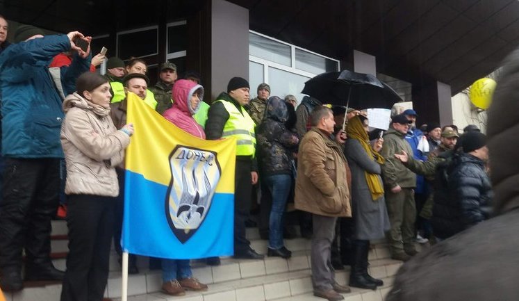В Апеляційному суді Маріуполя розглядають скаргу на запобіжний захід Виногродського і Литвиненка. ФОТОрепортаж
