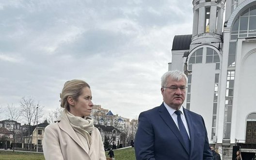 Фронт в Україні визначає межу між правом і агресією, - Сибіга