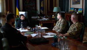 Зеленский встретился с командиром Третьего армейского корпуса Билецким. ФОТО