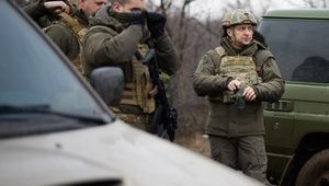 Зеленський відвідав українських воїнів на передовій і вручив їм державні нагороди. ФОТОрепортаж