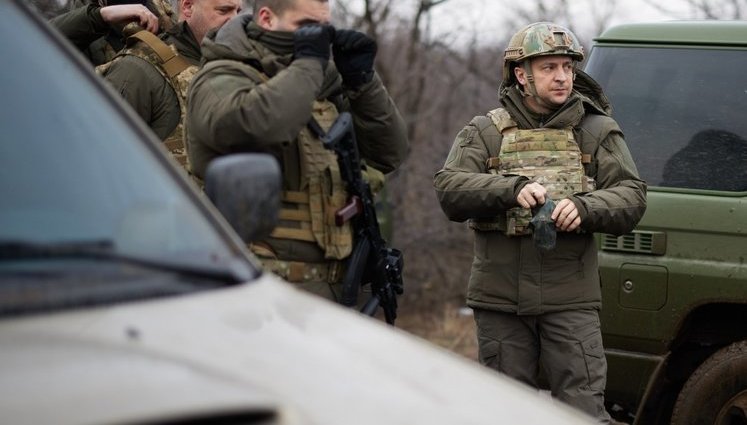 Зеленський відвідав українських воїнів на передовій і вручив їм державні нагороди. ФОТОрепортаж
