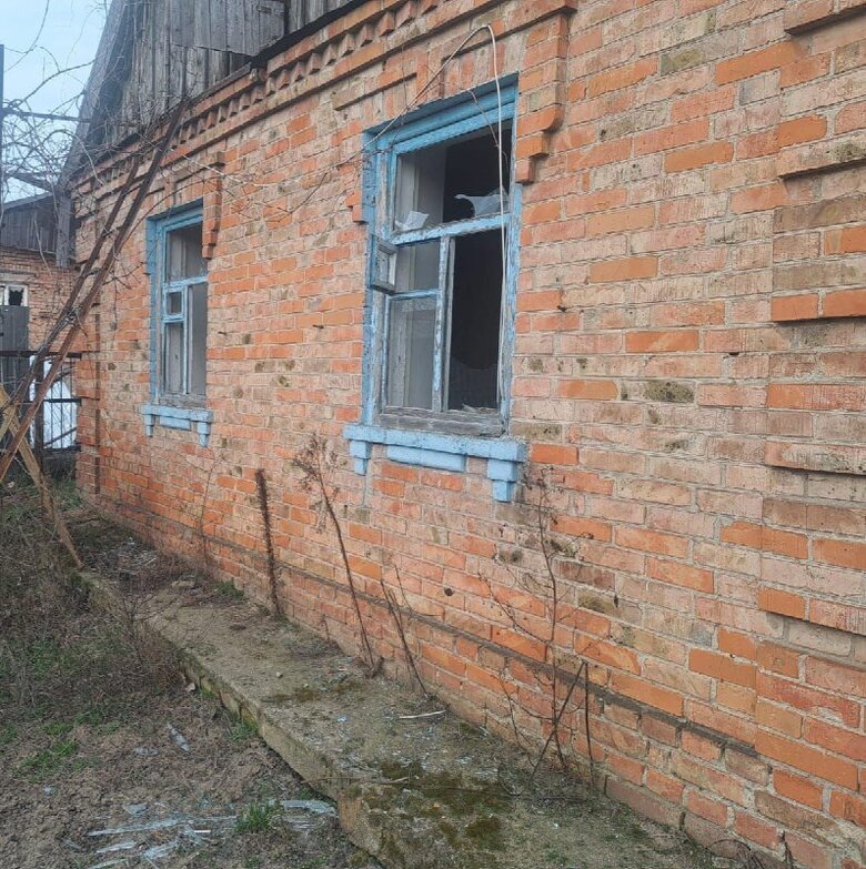 Russians attack Nikopol district with drones