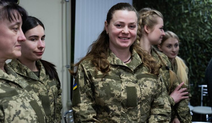 Female military personnel in Armed Forces of Ukraine will be issued with women’s bulletproof vests in 2026