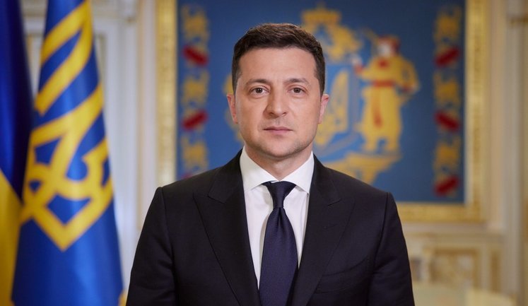 Зеленський: Україна припиняє авіасполучення з Білоруссю