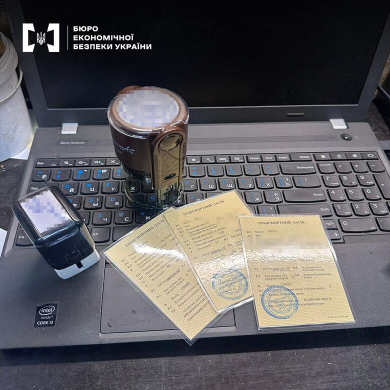 БЕБ викрило ще одну схему незаконного ввезення автівок під виглядом допомоги для ЗСУ