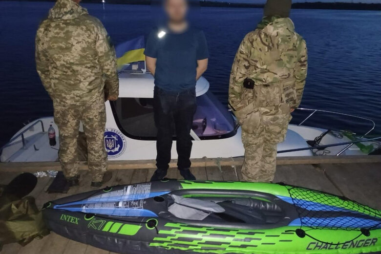 На Одещині затримали чоловіка, який на човні тікав до Придністров’я
