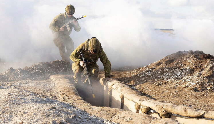 In Britain, Ukrainian Armed Forces recruits were trained in trench warfare by instructors from Australia. PHOTOS