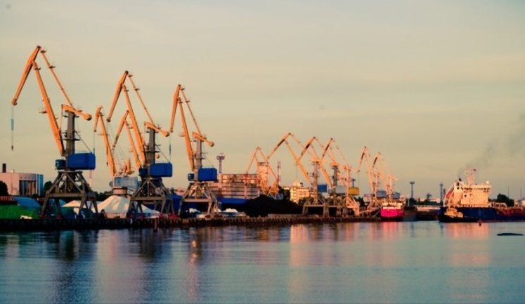 Пошук інвесторів для порту "Чорноморськ": Україна презентувала у Стамбулі проєкт концесійної угоди