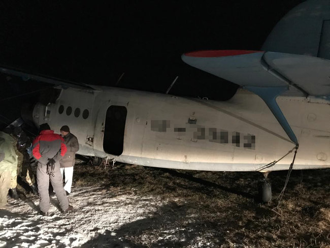 Контрабандисты наладили переправку в Румынию сигарет на Кукурузнике 02