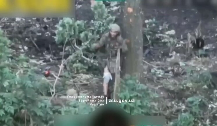 FPV drone crew commander of 414th Separate Brigade "Magyar Birds" captures occupier using UAV. VIDEO