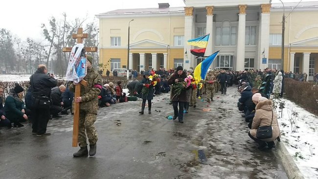 С воином 93-й ОМБр Сергеем Рацуном, погибшим в зоне ООС 5 января, простились на Хмельнитчине 04