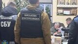 СБУ затримала головного психіатра ЗСУ. За час повномасштабної війни він збагатів на $1 млн