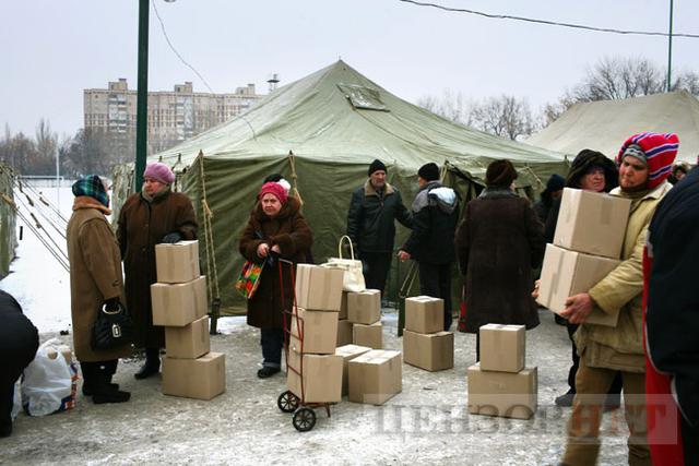 "Нас война замучила, но в целом выжить можно, даже без света, лишь бы не стреляли". Репортаж из Авдеевки 11