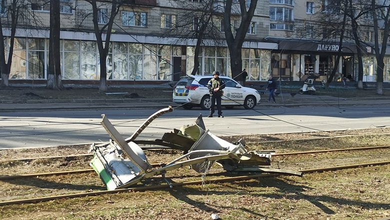 Наслідки падіння збитої російської крилатої ракети на Куренівку в Києві 07 Наслідки падіння збитої російської крилатої ракети на Куренівку в Києві 07